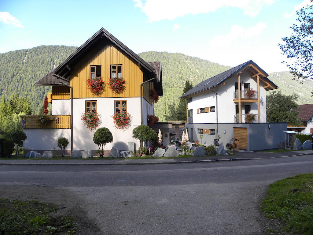 Ferienwohnungen Mitterer Weissensee Bagian luar foto